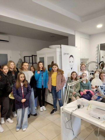 b_1024_768_0_00_images_2023_2024_Bujak_Kosmetolog_433304584_875173207743962_3233521385165226226_n